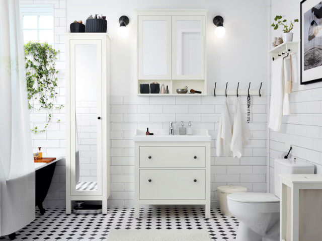 Ikea Hemnes Cabinet for bathroom - white dans Autre  à Ville de Montréal - Image 2
