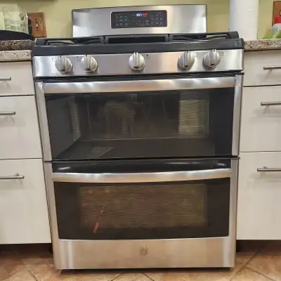 $625 or Best Offer Immaculate Condition-GE Double Oven Gas Range, View more