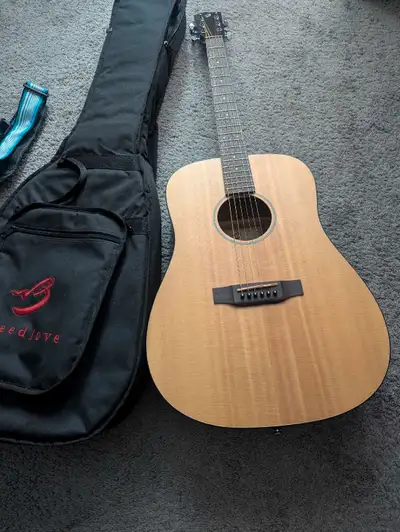 Breedlove acoustic guitar with accessories*Like new!, View more