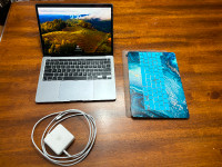 2020 MacBook Pro 13 M1 *Mint Like New*