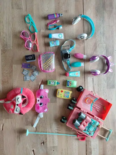 Ensemble d'accessoires de voyage Our Generation, View more