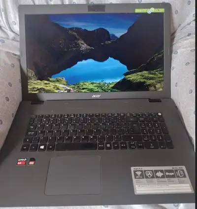 Acer 17 Inch Laptop. New Windows 10 Installation. 4GB RAM. 464 GB Hard Drive. 1.8 GHz AMD Quad Core...