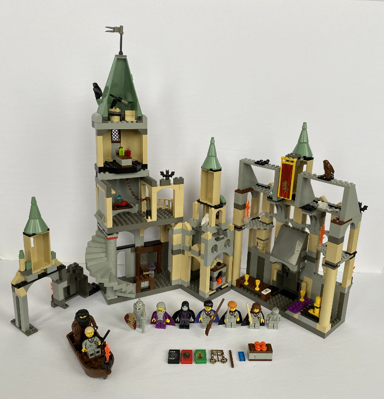 Lego set 4709 Hogwarts Castle 677 Pcs 9 Figs Harry Potter Toys Games Winnipeg Kijiji Classifieds