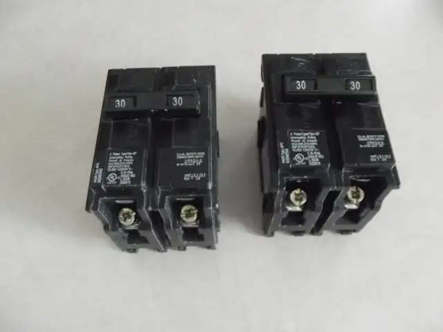 Dijoncteur ( Breaker ) Siemens Q230 NEUF ! in Electrical in Laval / North Shore - Image 2