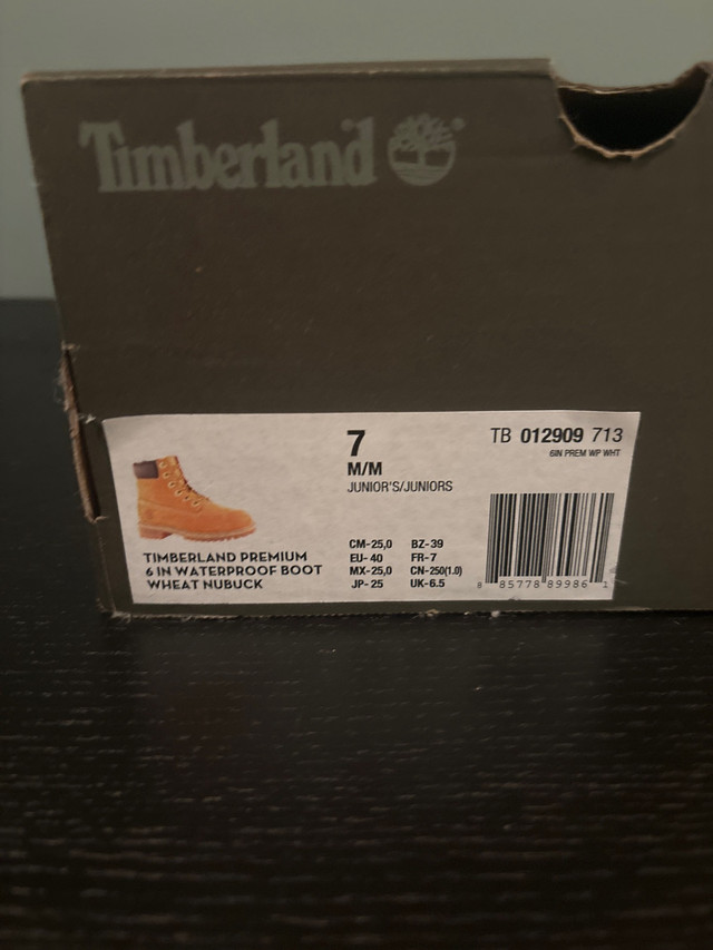 Boys Size 7 Timberland Premium 6 INCH waterproof boot  in Other in Oakville / Halton Region - Image 2