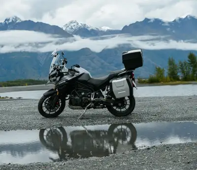 Bike in mint condition, low km, tons of extras Hard bags Skid plate Exhaust Barkbusters Bike has bee...
