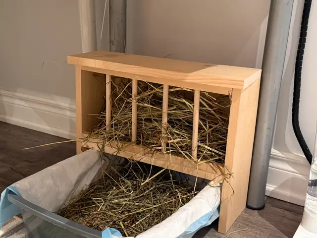 Wooden Hay Rack for Rabbits in Other in City of Toronto - Image 2