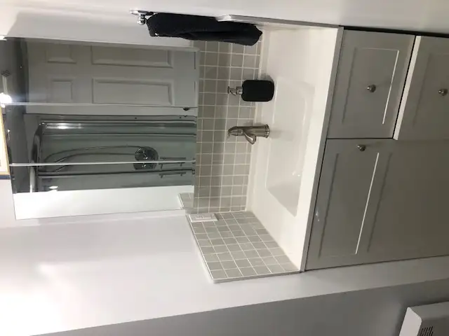 2 1/2 - Entièrement rénové - Location Temporaire mensuelle in Short Term Rentals in Trois-Rivières - Image 7