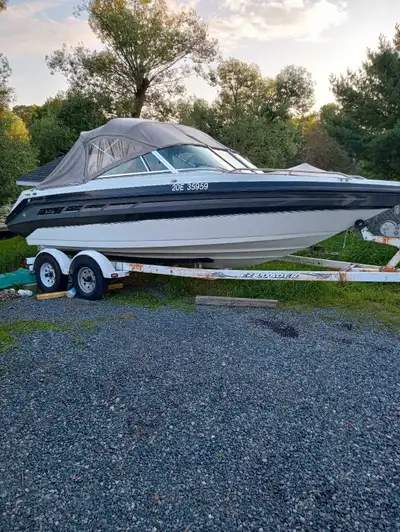 1991 20ft Mariah in immaculate condition including interior with new 5.7 L crate motor with very low...