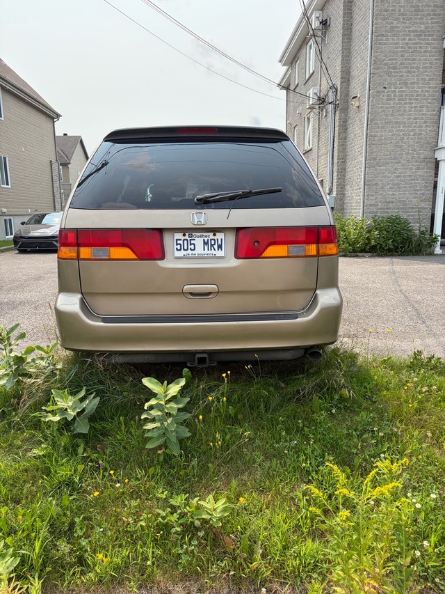 Honda Odyssey 2003 — photo 3