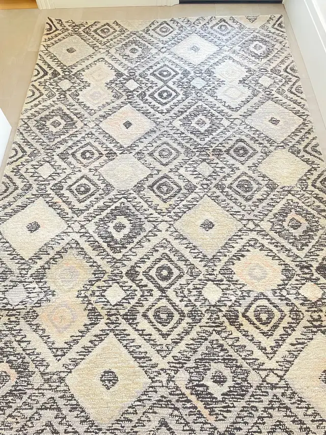Brand New Gray Pastel Wool Carpet 5'x8' in Rugs, Carpets & Runners in Ottawa - Image 6