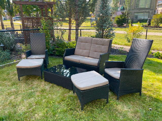 Outdoor Resin Wicker Conversation Set in Patio & Garden Furniture in Calgary - Image 2