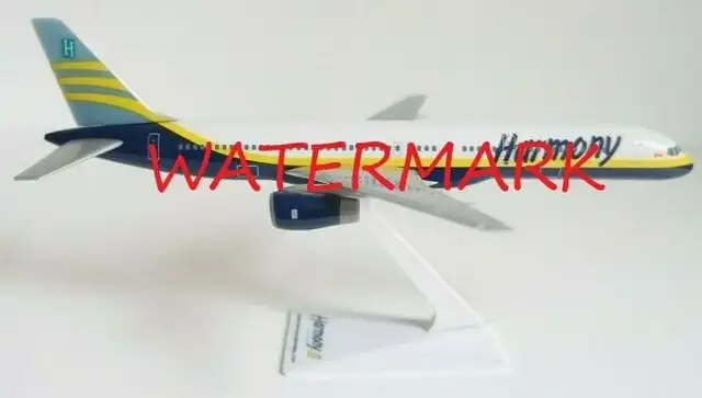 RARE ORIGINAL CANADIAN HARMONY AIRWAYS B757-200 MODEL, c2004-200 in Arts & Collectibles in City of Toronto - Image 3