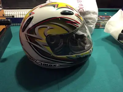 Casque avec protection mâchoire Motos Motoneige Karting Mobylette Neuf prix Varié 514-237-6101