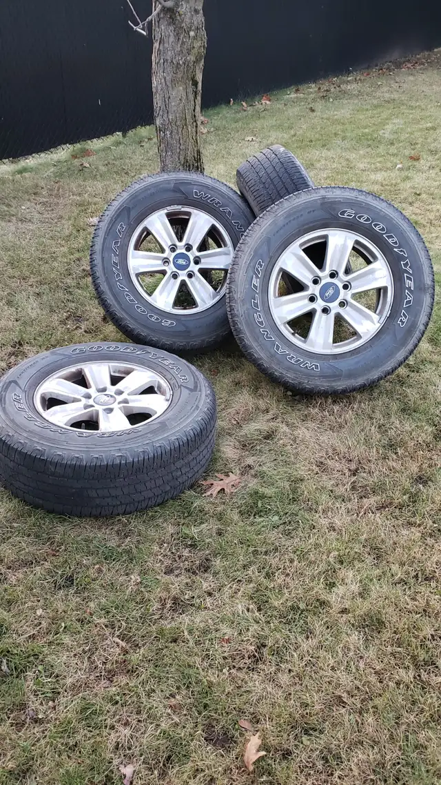 Ford  F150 OEM Mags et  Good Year  tires  265 70R127 . in Tires & Rims in Laval / North Shore - Image 2