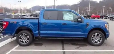 Mint condisition xlt 2022 with lots of options. B&o stereo Bed liner 360 cam 2.7L Bed step 180km One...