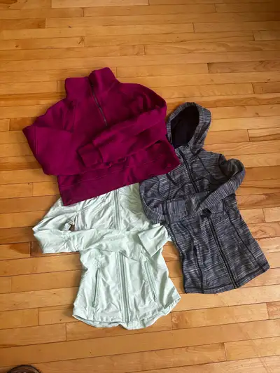 lulu lemon size 4 lot -pending pickup, View more