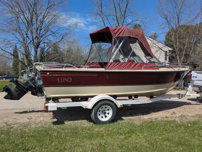I have a very nice, older Lund VRX 18’ aluminum fishing boat for sale.. The VRX was the top of the l...