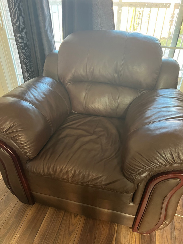 6 seater 3 piece pure leather sofa for sale  in Couches & Futons in Oshawa / Durham Region - Image 3
