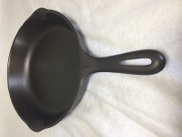 Unmarked Wagner Cast Iron Pan - #6 on handle