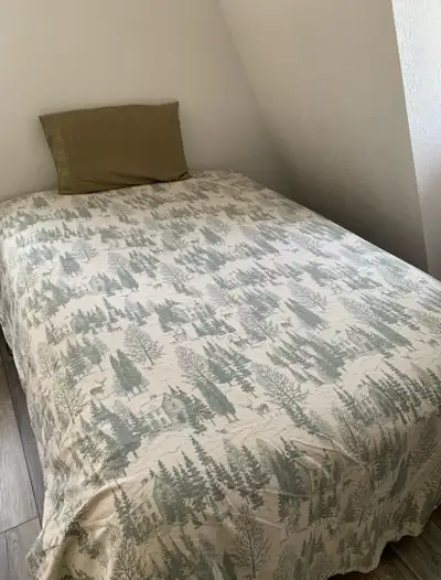 Queen Size forest scene duvet cover and standard pillow sham, View more