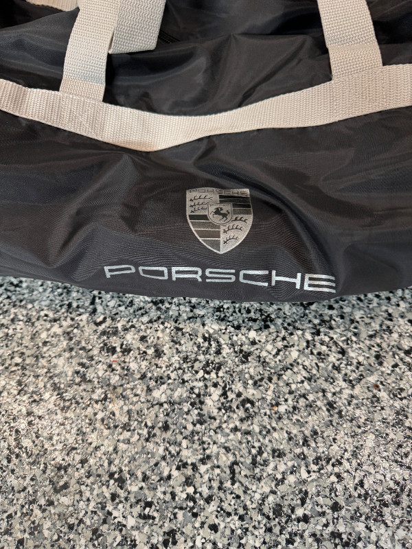 Porsche Indoor Car Cover.Housse de voiture intérieure Porsche dans Autre  à Ouest de l’Île - Image 2