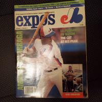 REVUE MONTREAL EXPOS MAGAZINE- VINTAGE