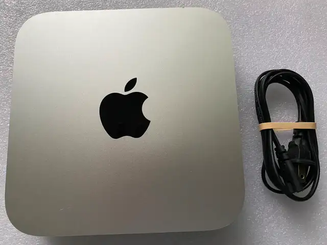 Late 2014 Mac Mini_ 2600mhz_ 8gb Ram, 360gb SSD, Sequoia 15.3.2 in Desktop Computers in City of Toronto - Image 2