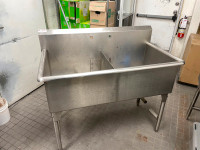 Commercial Two Compartment Sink48''wide
