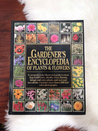 Gardeners Encyclopedia of Plants and Flowers