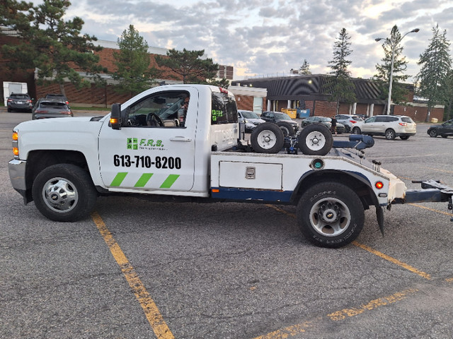 Towing Service in Towing & Scrap Removal in Gatineau - Image 2