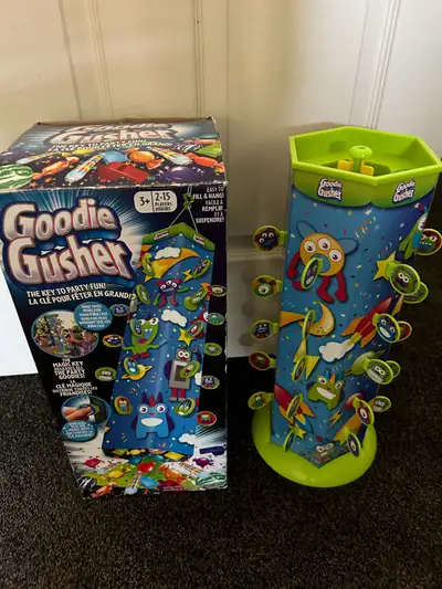 Goodie gusher reusable piñata, View more