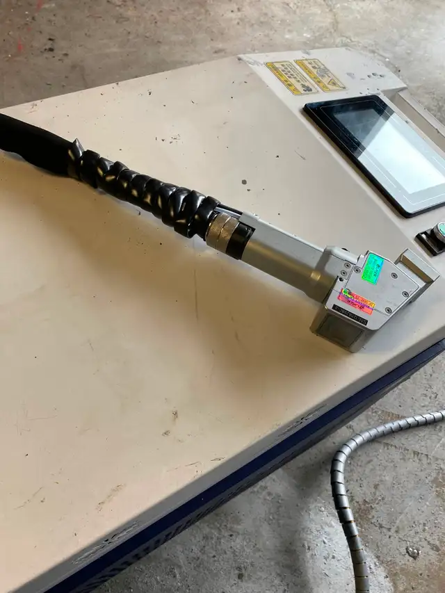 Laser Cleaning System – used – Meiser Model MS-2000CLS – 2000 W528934387047485448