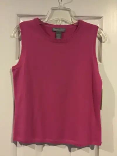 Medium pink cashmere top size S ( Grayson & Dunn Cashmere), View more