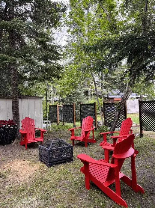 Falcon Lake cabin cottage in Manitoba in Canada - Image 11