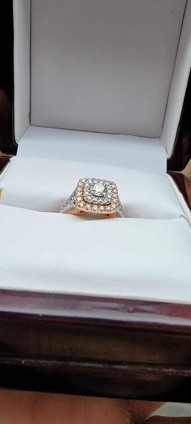 1.11 CT CUSTOM ENGAGEMENT RING633475390531851211