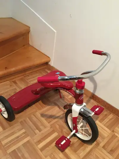 TRICYCLE RADIO FLYER, View more