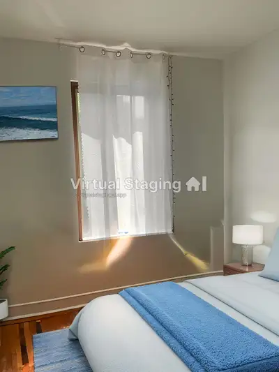 4833 Saint Urbain, Montreal, QC, Canada Property Description *** You can take virtual tours. *** Bed...