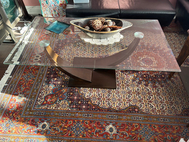 Coffee or cocktail table. Wood and glass in Coffee Tables in City of Toronto - Image 4