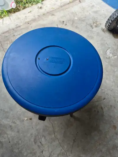 Coleman portable propane bbq. Great burner. Perfect for the balcony or picnic. $40.00 obo
