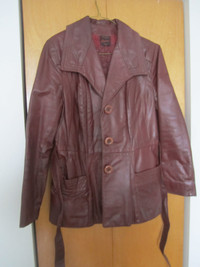 Womens warm sporty leather coat in good condition