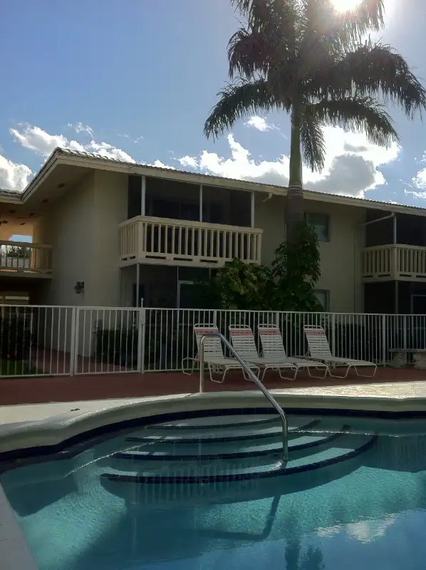 JOLI CONDO DEERFIELD BEACH FLORIDE, PISCINE, 1 MILE DE LA PLAGE in Florida in Canada - Image 11