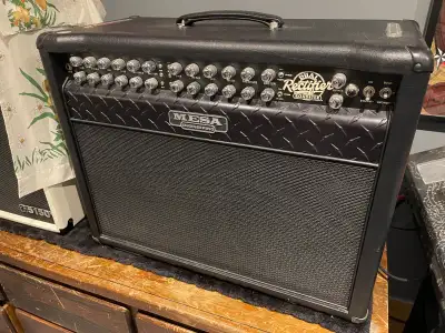 Mesa Boogie Roadster 2X12 Combo, View more