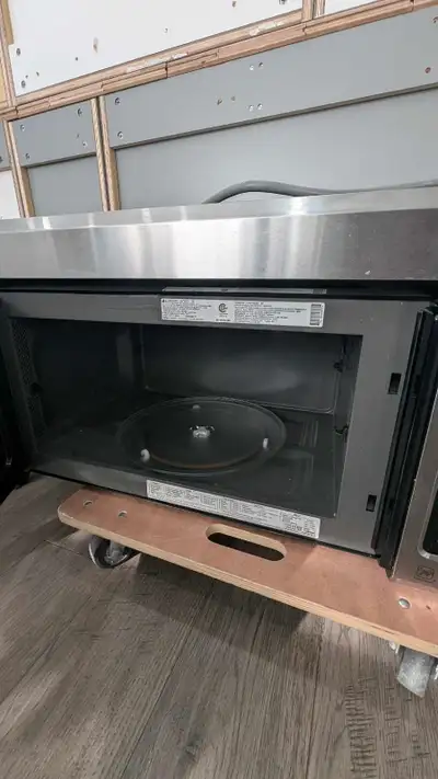 Lg microwave oven model lmv1852st, View more