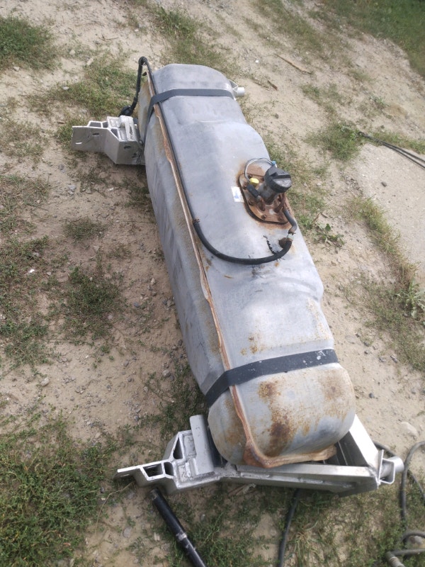 Corvette C4 fuel tank and sub frame Other Parts & Accessories Oakville / Halton Region Kijiji