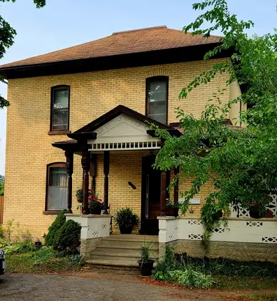 A private bedroom is available June 1, 2026 for a young male professional or student. All-inclusive...