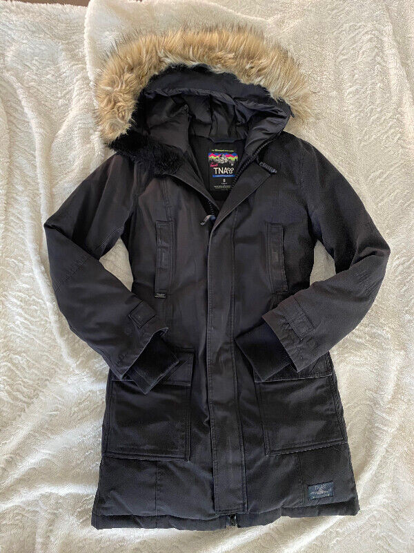 Aritzia TNA Parka in Women's - Tops & Outerwear in Oshawa / Durham Region