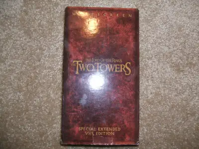 Previously viewed...good condition. 2 TAPES, WIDESCREEN, YEAR: 2003 CONDITION: EXCELLENT LENGTH: 223...