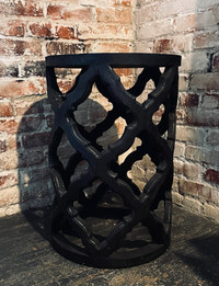 Imported Side Table / Table d'Appoint Importée