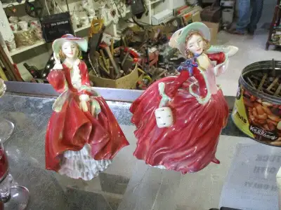 Just picked up this pair of Royal Doulton figurines...super condition... .. .. .priced for quick sal...